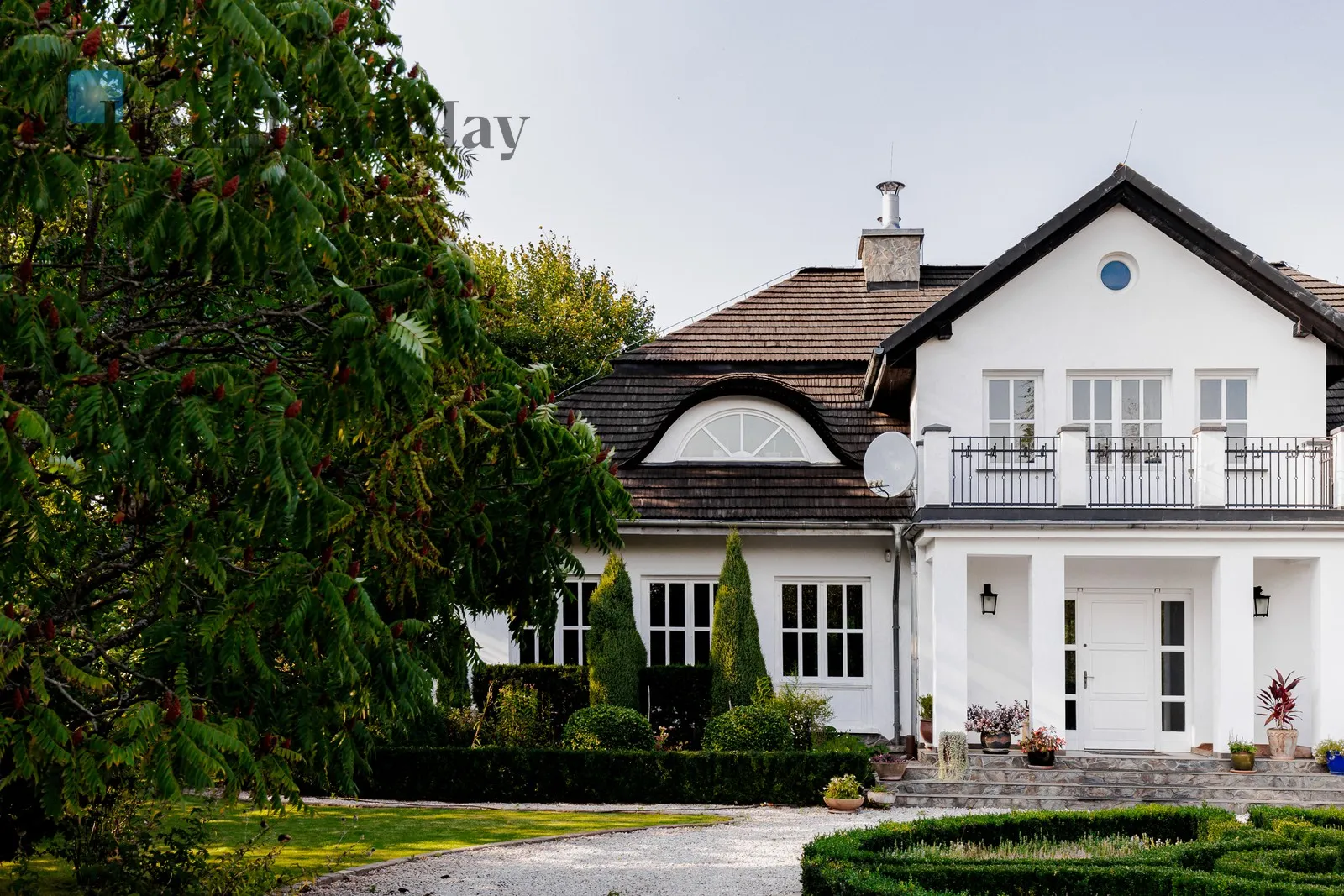 Unique house surrounded by nature - prestige and comfort near Warsaw - slider