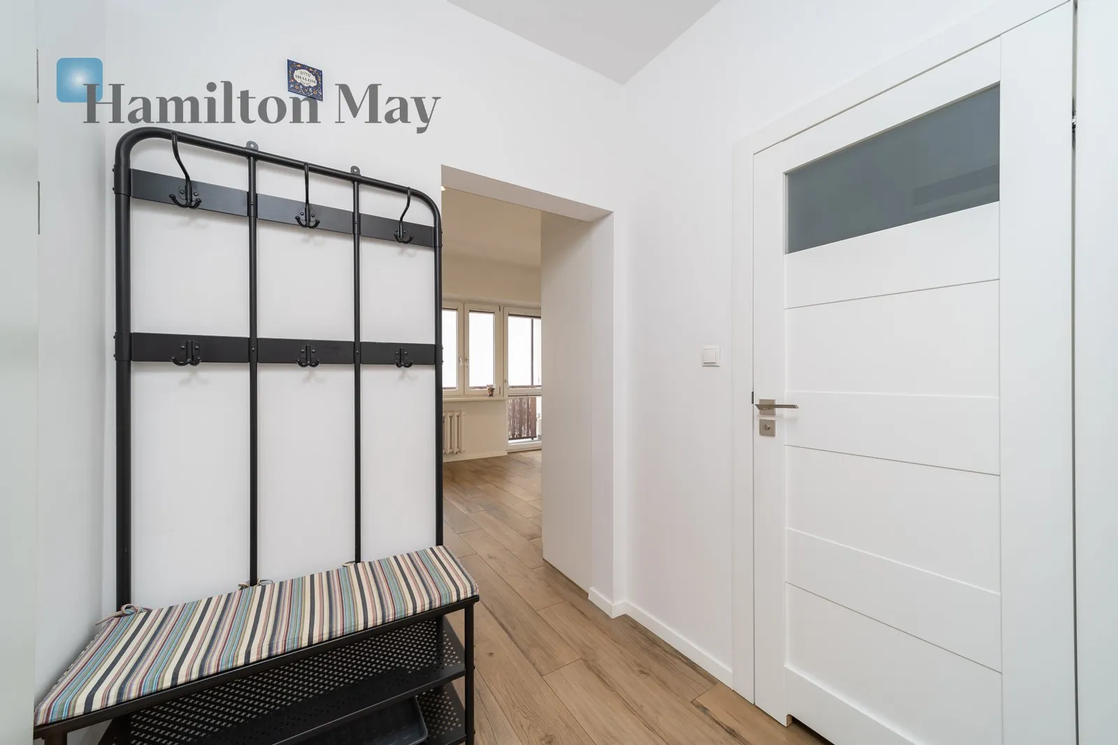 City: Kraków Street: Józefa Region: Stare Miasto Subregion: Kazimierz Distance to centre: 1.38 km Level: 2 Price: 3700 PLN - slider