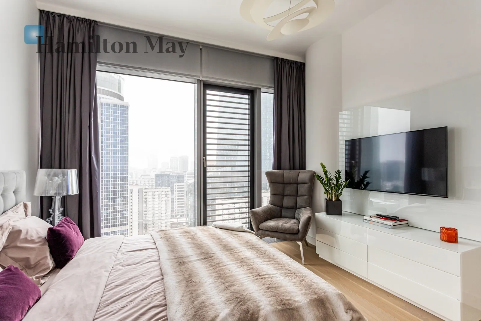 Elegancki i nowoczesny apartament z jedną sypialnią w apartamentowcu Cosmopolitan - slider