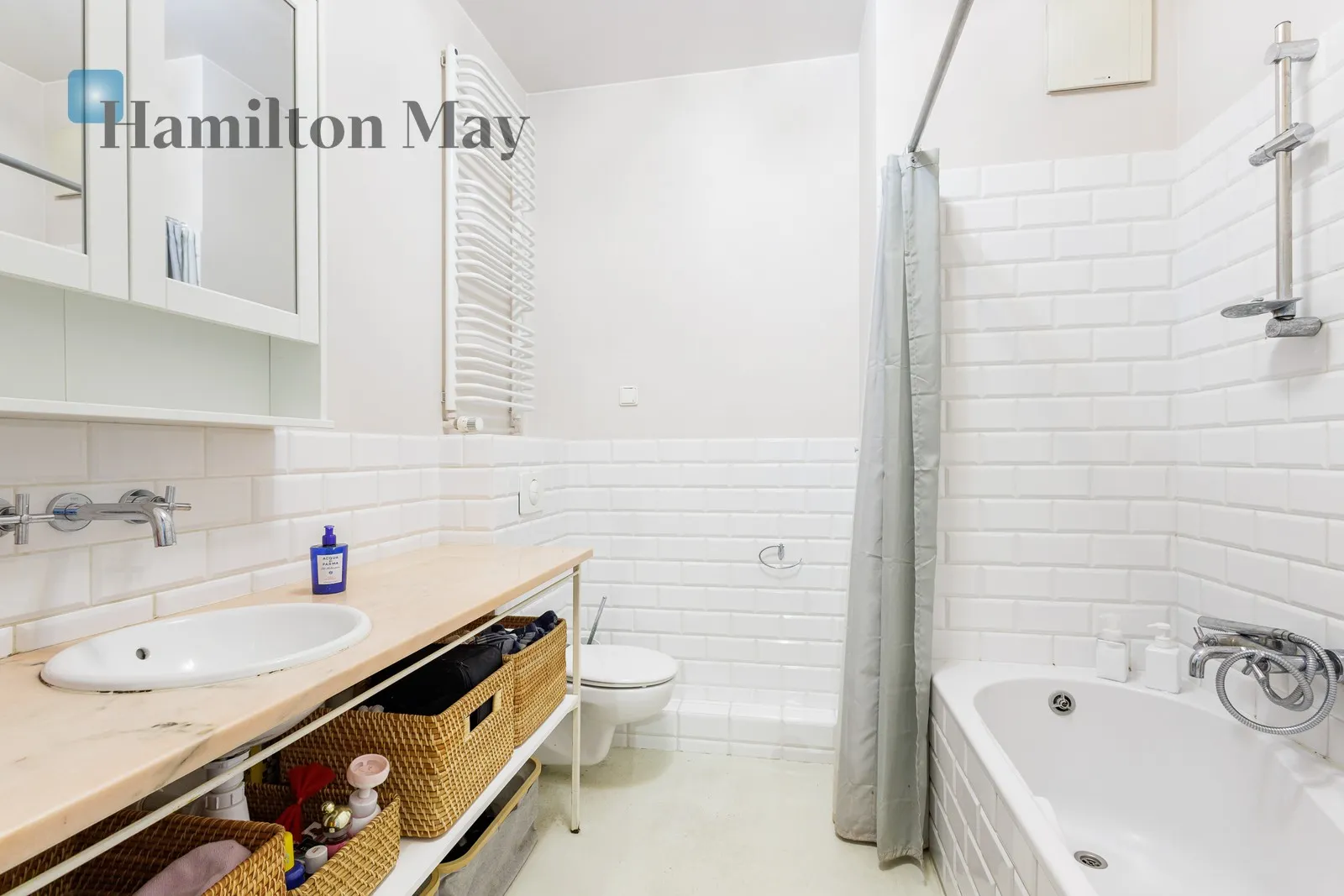 Street: Antoniego Józefa Madalińskiego Region: Mokotów Subregion: Sielce Distance to centre: 2.88 km Level: 1 Price: 5300 PLN Bedrooms: 2 Bathrooms: 1 - slider