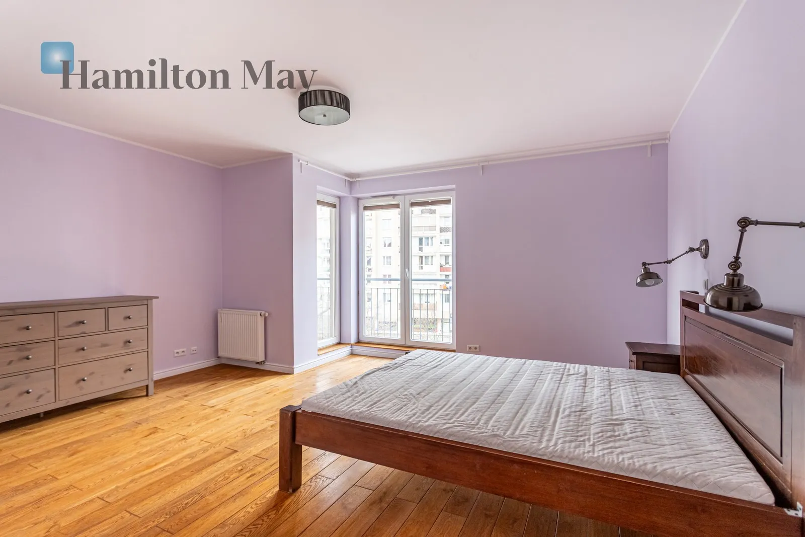 Region: Praga-Północ Subregion: Szmulowizna Distance to centre: 3.83 km Level: 5 Price: 7000 PLN Bedrooms: 3 Bathrooms: 2 Size: 127m2 - slider