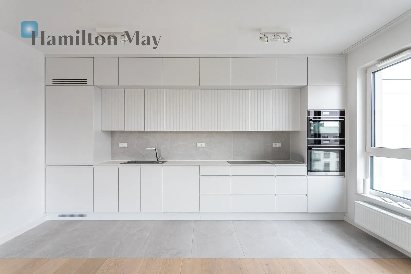 Jasne, przestronne mieszkanie z obszernym tarasem w inwestycji "Osiedle Bokserska 71" - slider