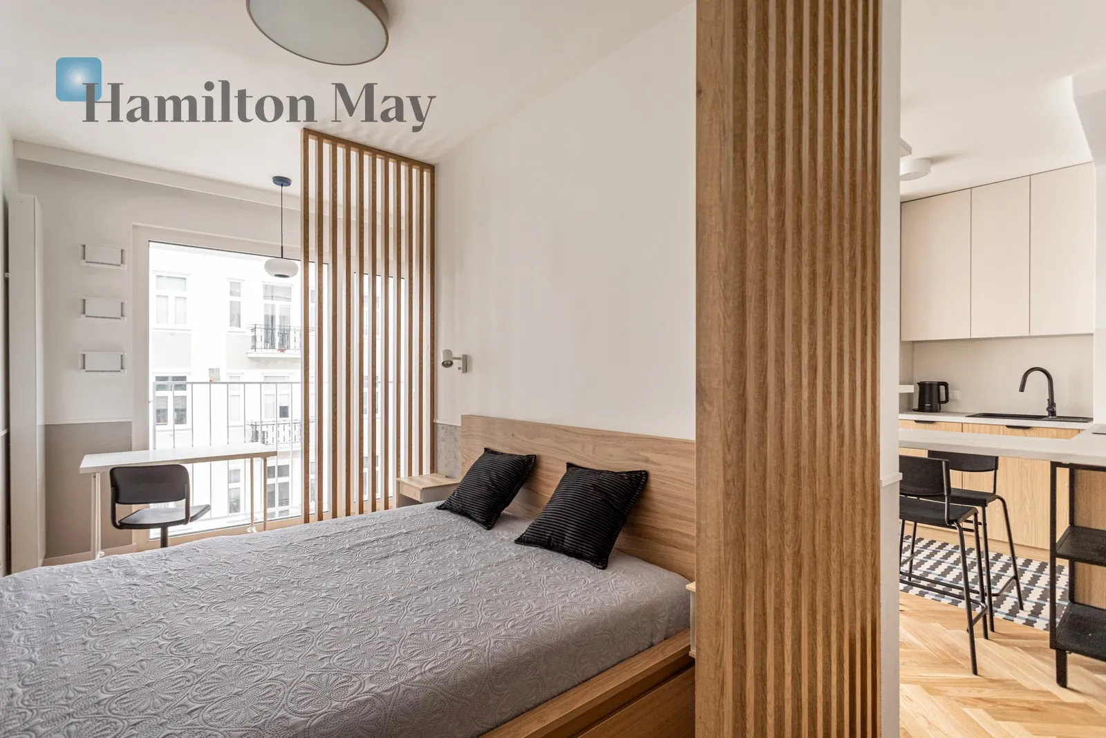 Сучасна 2-кімнатна квартира з гардеробною | Прага-Пулноц | Вулиця Конопацька | Біля метро - slider