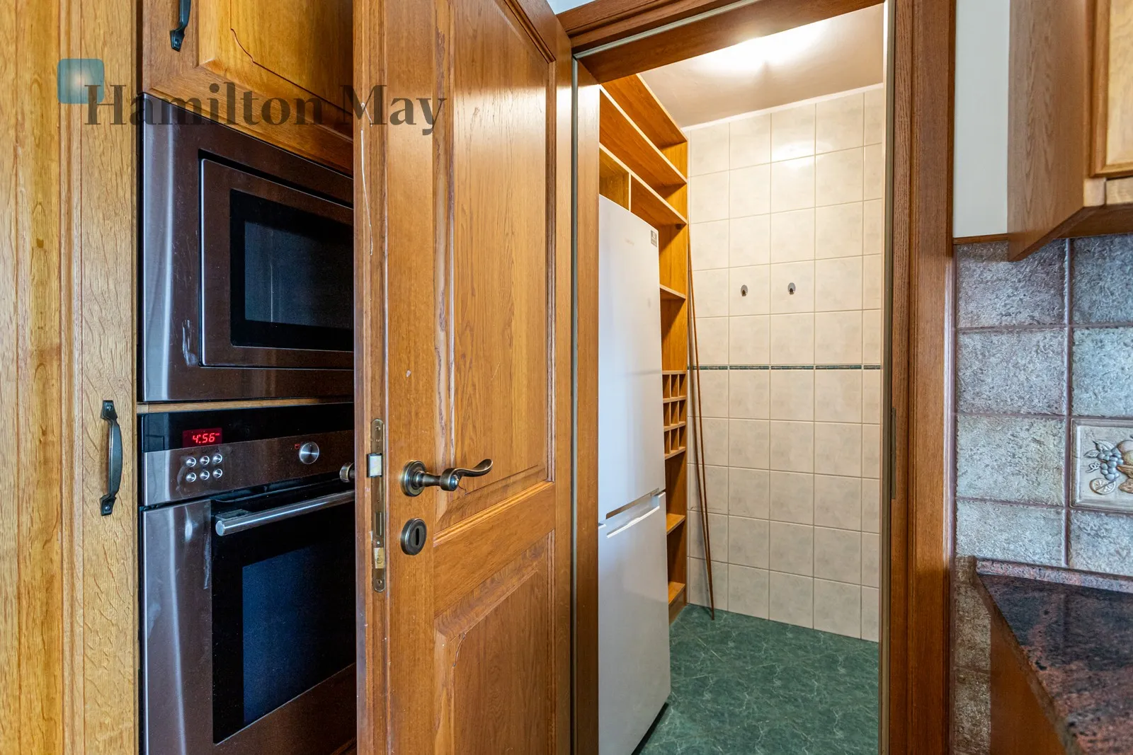 Wygodny penthouse z pięknym tarasem w okolicach centrum handlowego Arkadia - slider