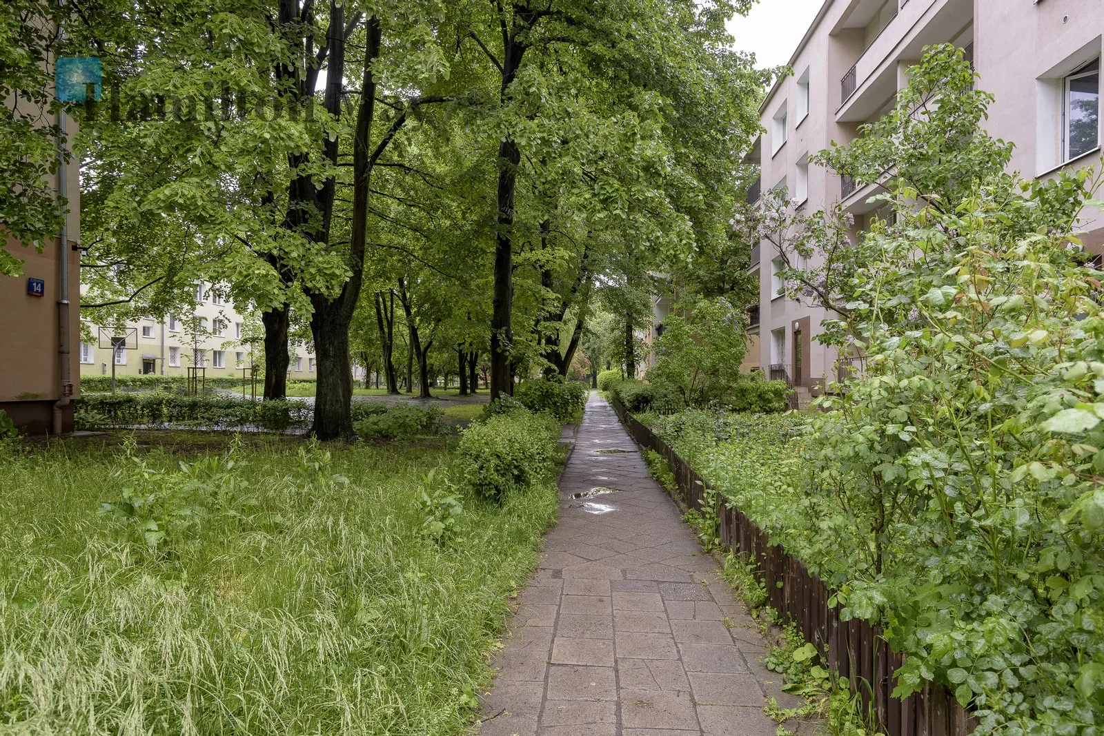 Street: Fryderyka Joliot-Curie Region: Mokotów Subregion: Wierzbno Distance to centre: 4.38 km Level: 3 Price: 765000 PLN Bedrooms: 1 Bathrooms: 1 Size: 51m2 - slider