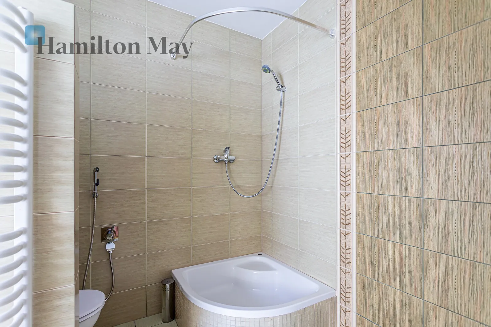 Bathrooms: 3 Plot size: 880m2 Price/m2: 44 PLN - slider