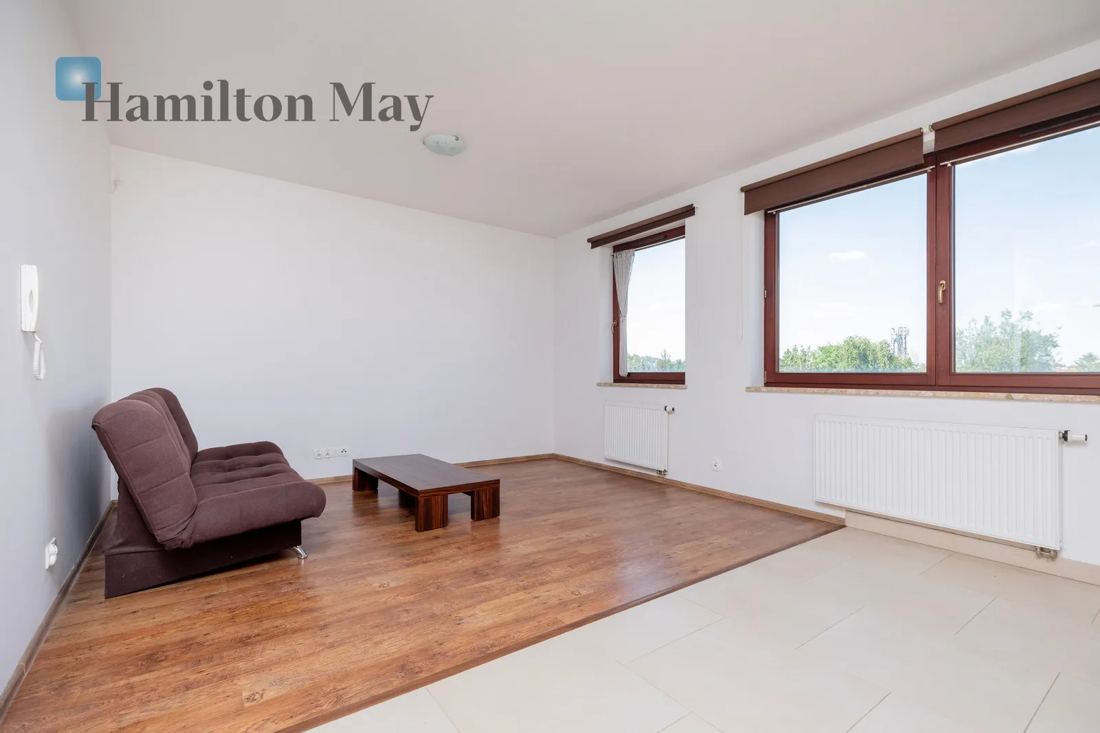 Region: Dębniki Subregion: Ludwinów Distance to centre: 2.07 km Level: 4 Price: 2700 PLN Bedrooms: 0 Bathrooms: 1 Size: 32m2 Price/m2: 84 PLN - slider