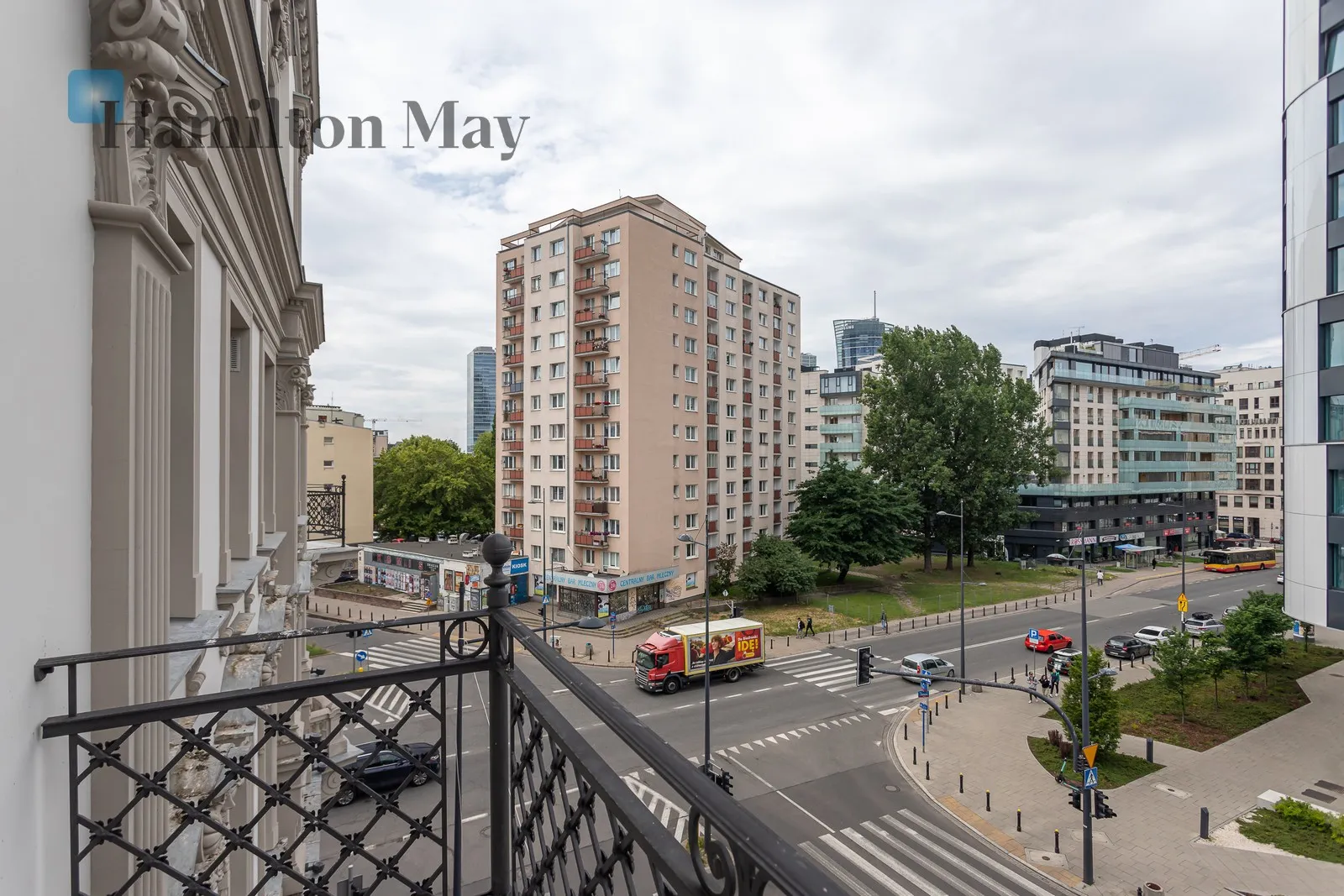 Price: 1610 EUR Bedrooms: 1 Bathrooms: 1 Size: 38.84m2 Price/m2: 41 EUR - slider