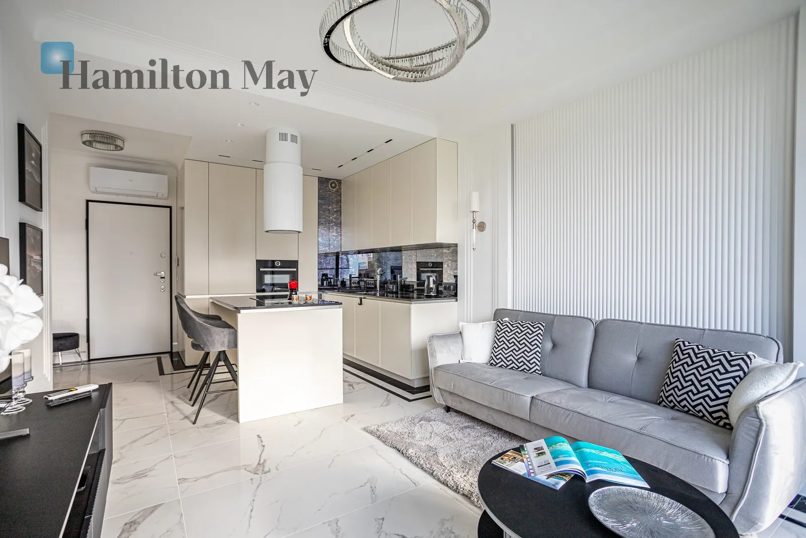 City: Warszawa Street: Stanisława Augusta Region: Praga-Południe Subregion: Kamionek Distance to centre: 4.06 km Level: 1 Price: 5000 PLN Bedrooms: 1 Bathrooms: 1 - slider