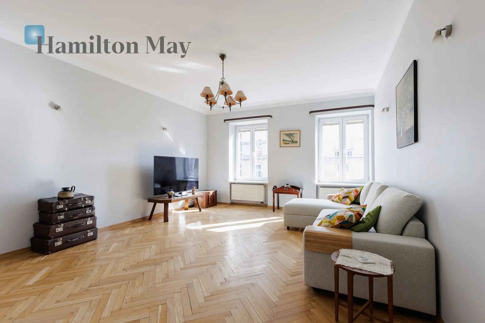 City: Warszawa Street: Mokotowska Region: Śródmieście Subregion: Śródmieście Południowe Distance to centre: 1.04 km Level: 3 Price: 7500 PLN Bedrooms: 2 Bathrooms: 1 Size: 69.47m2 Price/m2: 108 PLN - slider