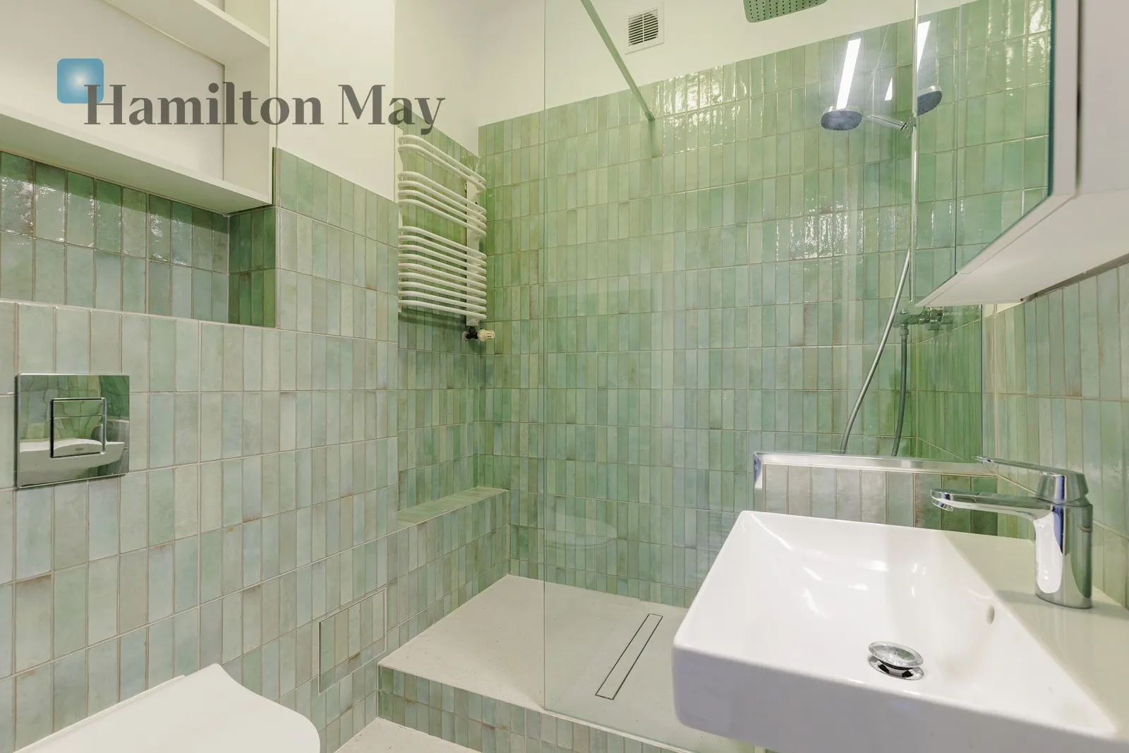 Subregion: Śródmieście Południowe Distance to centre: 1.04 km Level: 3 Price: 7500 PLN Bedrooms: 2 Bathrooms: 1 Size: 69.47m2 Price/m2: 108 PLN - slider