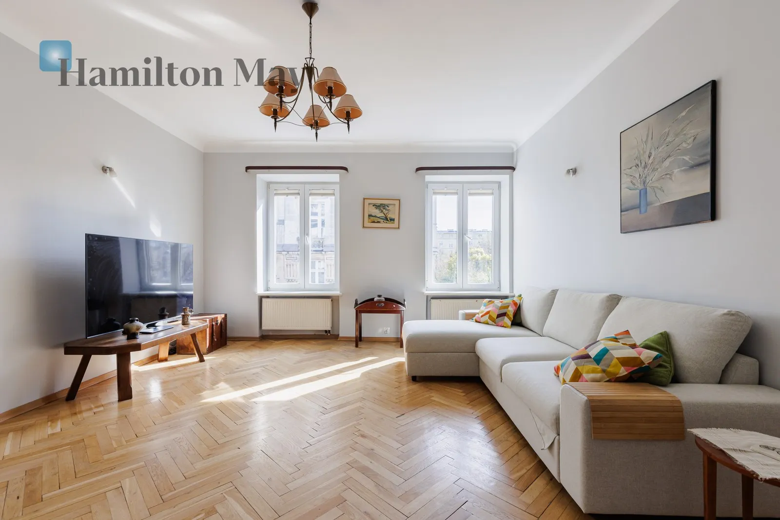 City: Warszawa Street: Mokotowska Region: Śródmieście Subregion: Śródmieście Południowe Distance to centre: 1.04 km Level: 3 Price: 7500 PLN Bedrooms: 2 Bathrooms: 1 - slider