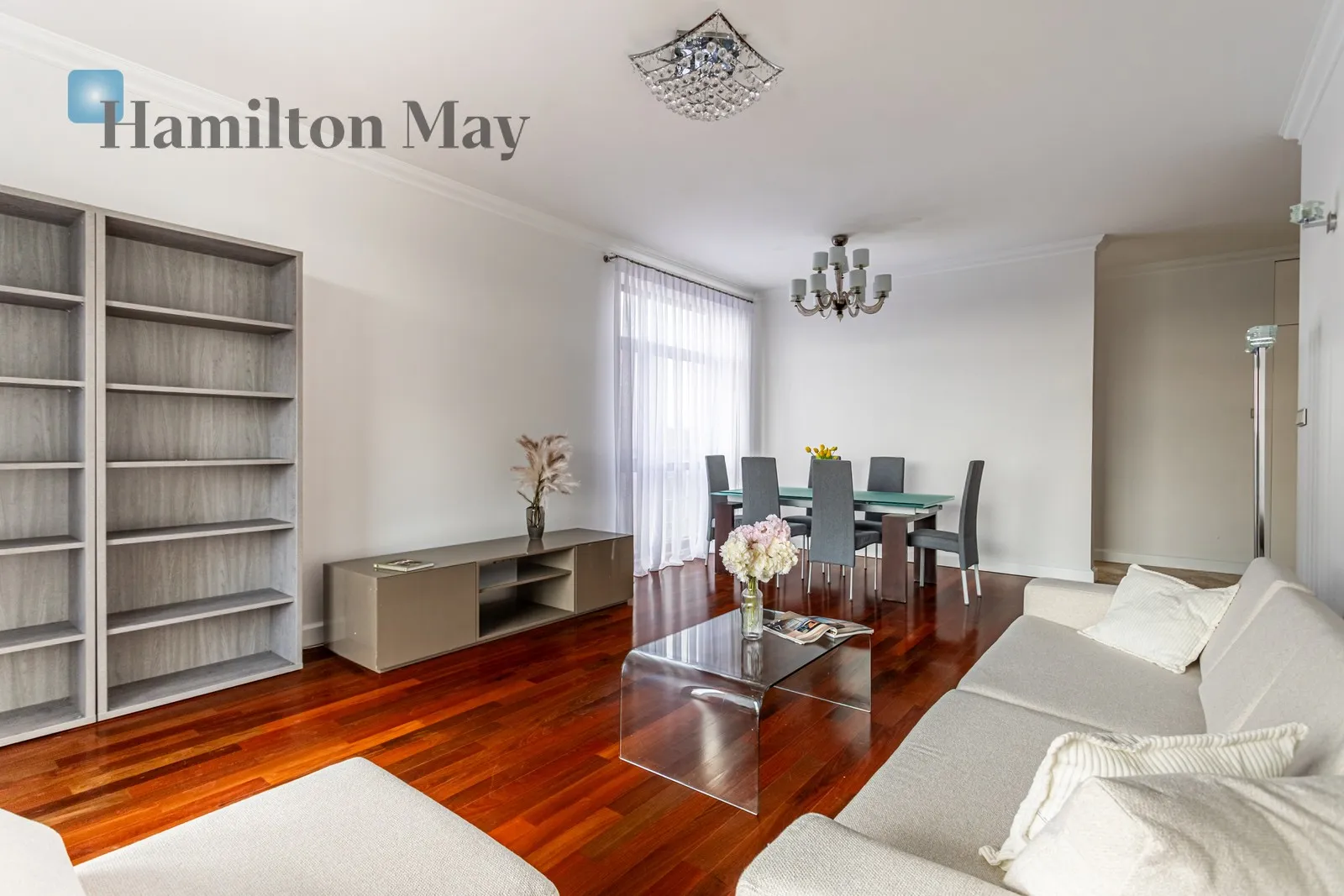 Exclusive sunny apartment with terrace – Łazienki Królewskie area - slider