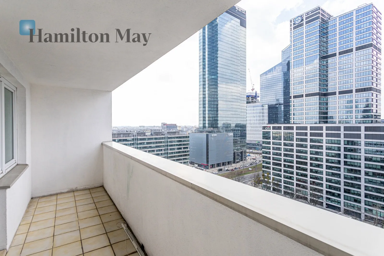 City: Warszawa Street: Łucka Region: Wola Subregion: Mirów Distance to centre: 1.66 km Level: 15 - slider