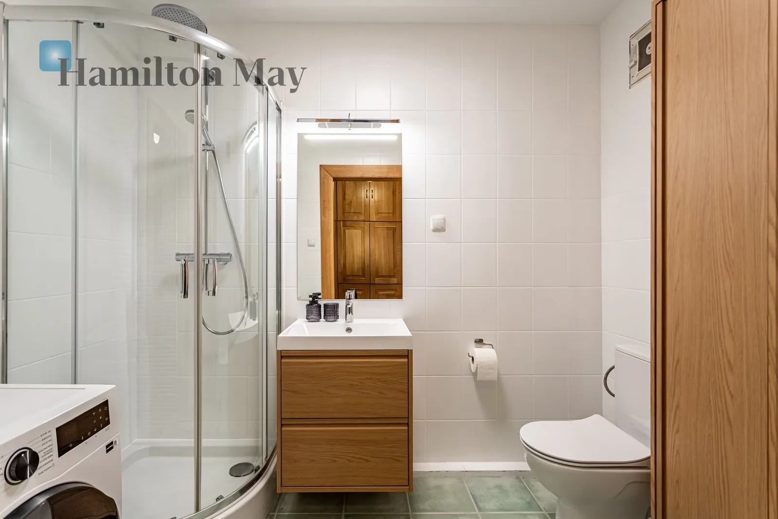 City: Warszawa Street: Łucka Region: Wola Subregion: Mirów Distance to centre: 1.66 km Level: 15 Price: 4500 PLN - slider