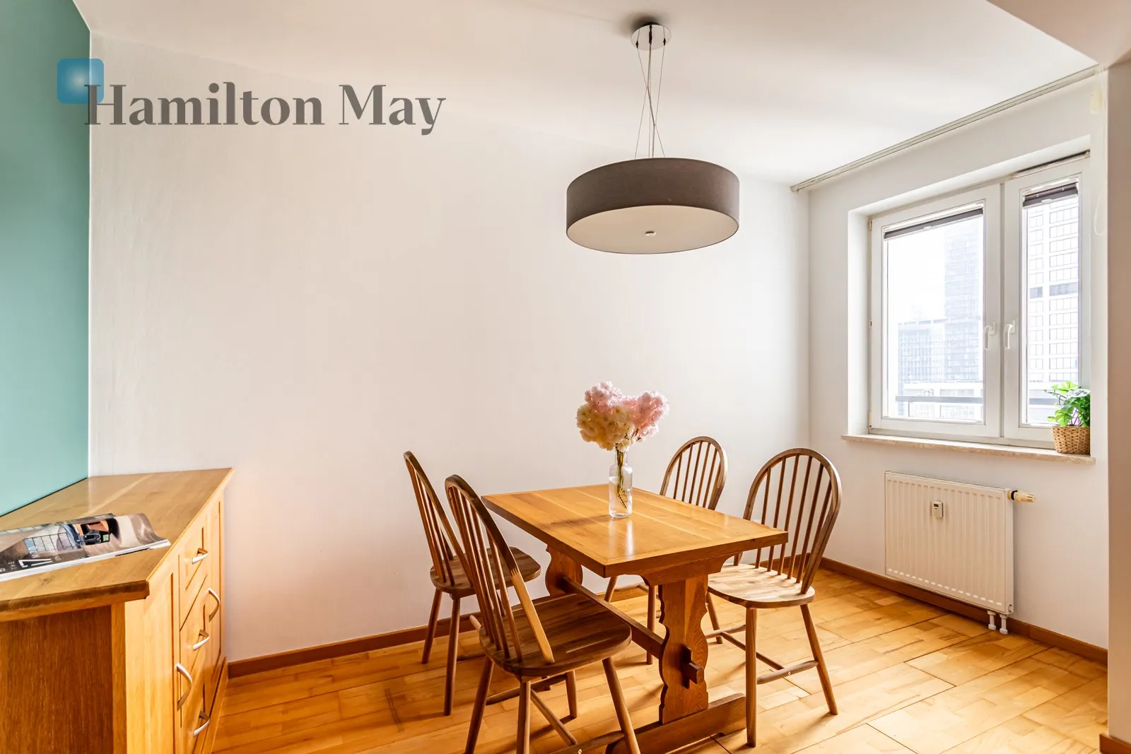 City: Warszawa Street: Łucka Region: Wola Subregion: Mirów Distance to centre: 1.66 km Level: 15 Price: 4500 PLN Bedrooms: 1 - slider