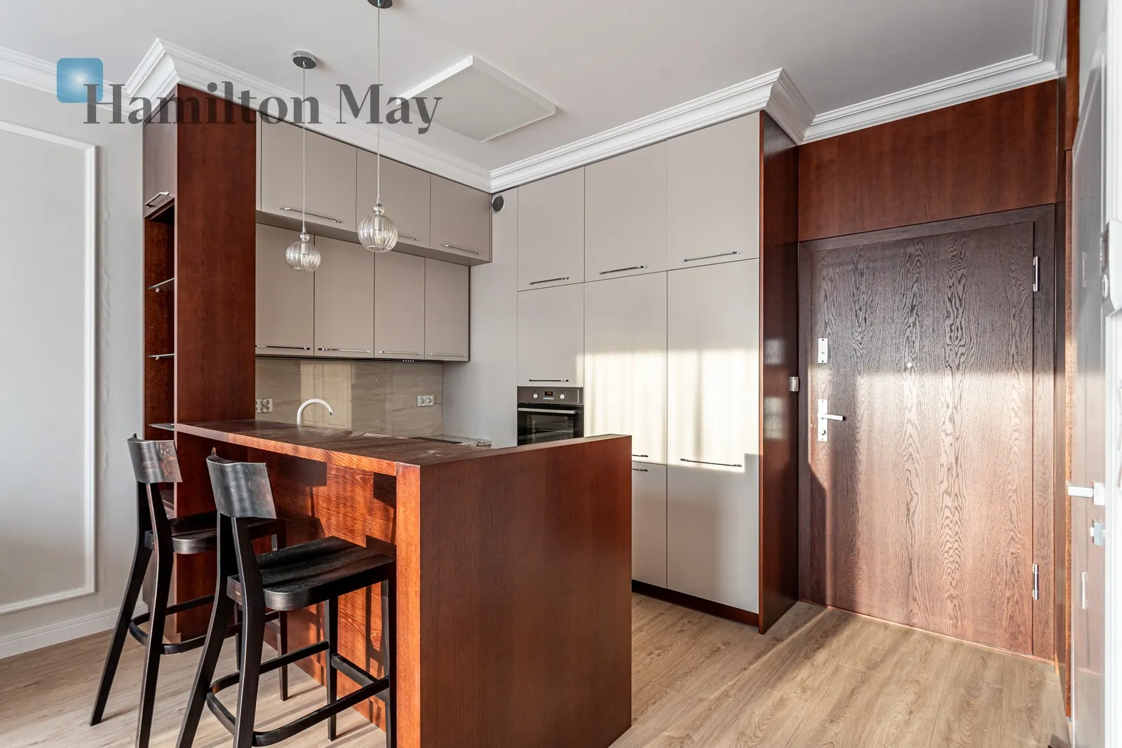 Piękny i elegancki apartament na wynajem w Rezydencji Fryderyk na zielonym Mokotowie - slider