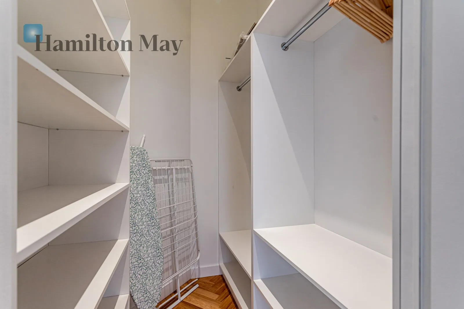 Trzypokojowe mieszkania na  zamkniętym osiedlu w kamienicy przy ul. Madalińskiego - slider