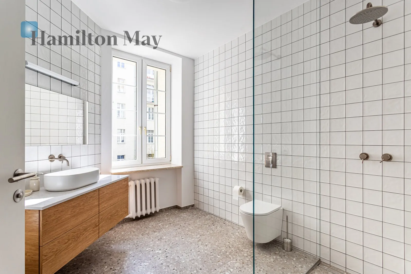 Trzypokojowe mieszkania na  zamkniętym osiedlu w kamienicy przy ul. Madalińskiego - slider