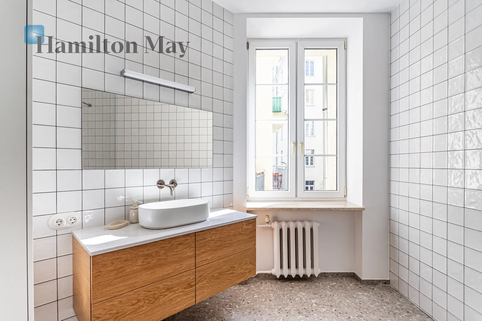 Trzypokojowe mieszkania na  zamkniętym osiedlu w kamienicy przy ul. Madalińskiego - slider