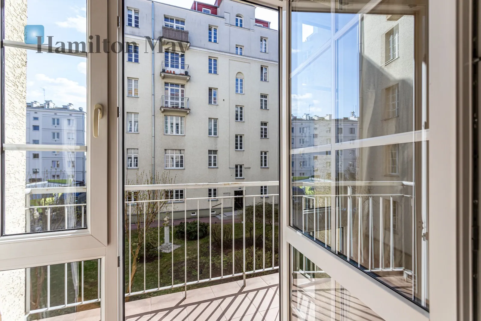 Trzypokojowe mieszkania na  zamkniętym osiedlu w kamienicy przy ul. Madalińskiego - slider