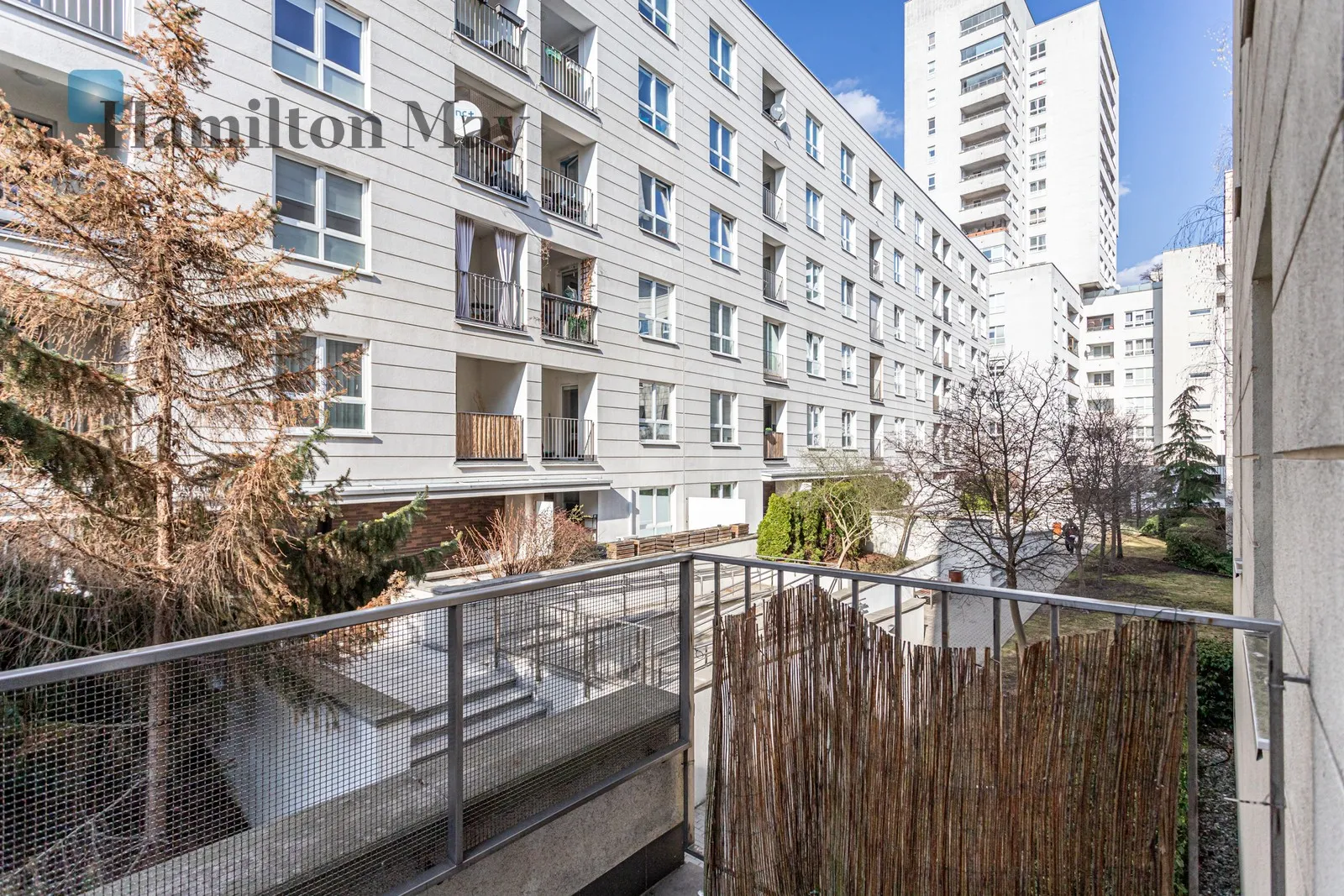 Двокімнатна квартира з окремою кухнею | житловий масив Інфлянка, поруч зі станцією метро Дворжець Гданський | Продається - slider