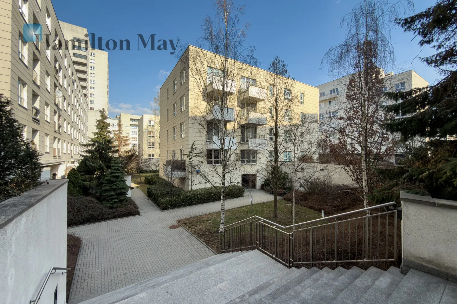 Двокімнатна квартира з окремою кухнею | житловий масив Інфлянка, поруч зі станцією метро Дворжець Гданський | Продається - slider