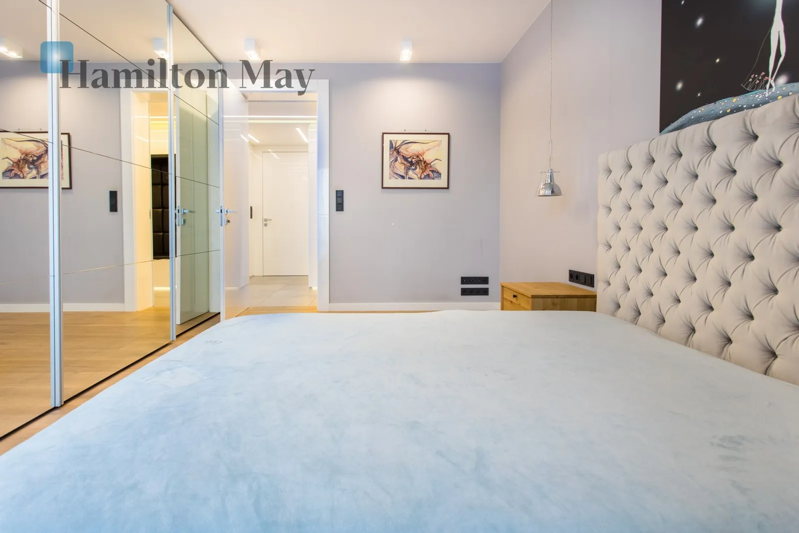 Region: Śródmieście Subregion: Dąbie Distance to centre: 3.82 km Level: 1 Price: 5800 PLN Bedrooms: 1 Bathrooms: 1 Size: 75m2 - slider