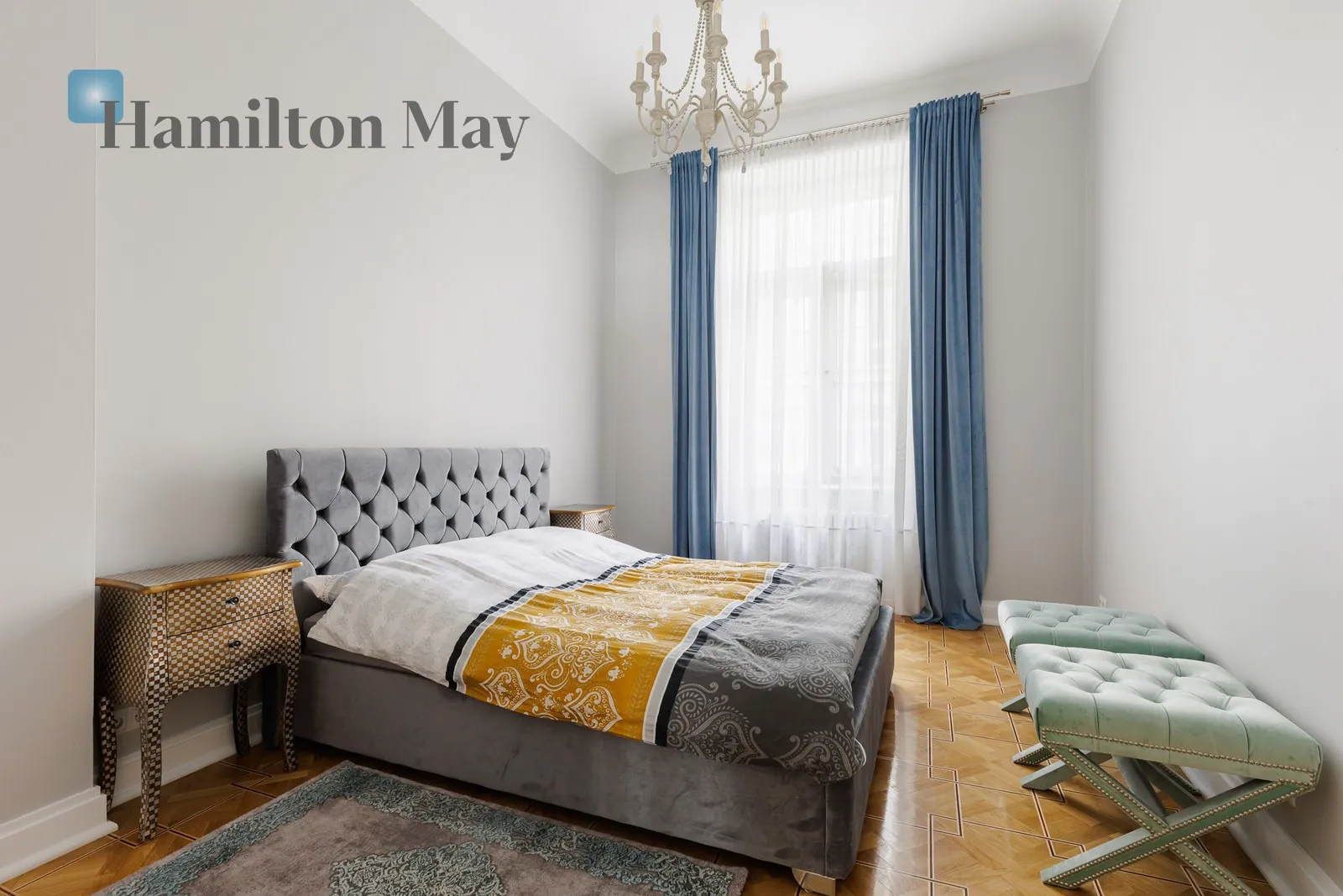 Street: Nowogrodzka Region: Śródmieście Subregion: Śródmieście Południowe Distance to centre: 0.45 km Level: 1 Price: 25000 PLN Bedrooms: 3 - slider