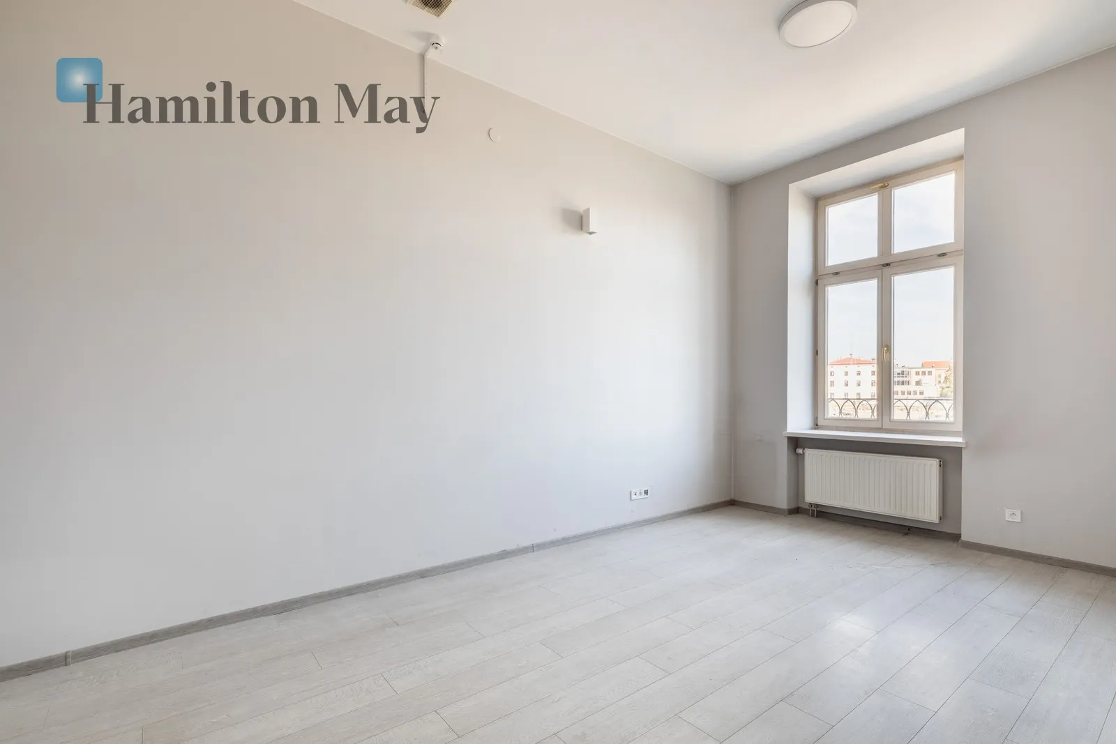 Region: Podgórze Subregion: Stare Podgórze Level: 1 Price: 8000 PLN Bedrooms: null Bathrooms: null Plot size: nullm2 Layout: null - slider