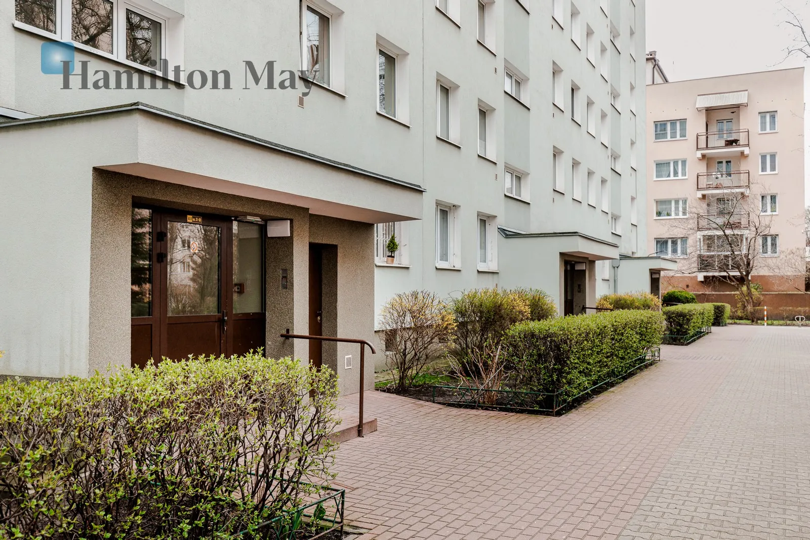 City: Warszawa Street: Aleja Jana Pawła II Region: Śródmieście Subregion: Muranów Distance to centre: 2.53 km Level: 4 - slider