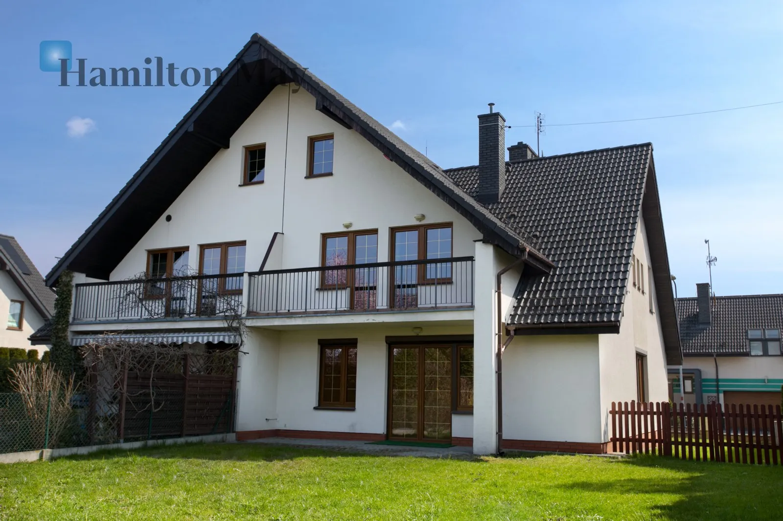 City: Wrocław Street: Agatowa Region: Krzyki Subregion: Ołtaszyn Distance to centre: 7.19 km Price: 5900 PLN Bedrooms: 4 Bathrooms: 2 Plot size: 450m2 Price/m2: 39 PLN - slider