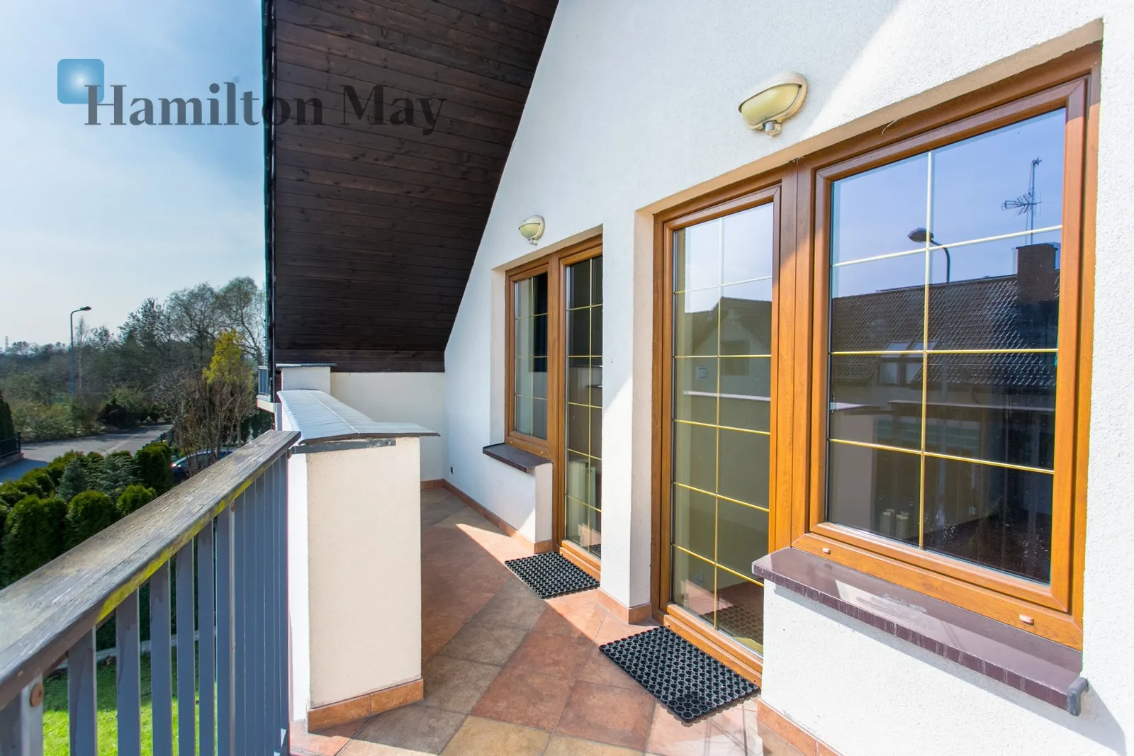 Region: Krzyki Subregion: Ołtaszyn Distance to centre: 7.19 km Price: 5900 PLN Bedrooms: 4 Bathrooms: 2 Plot size: 450m2 Price/m2: 39 PLN - slider
