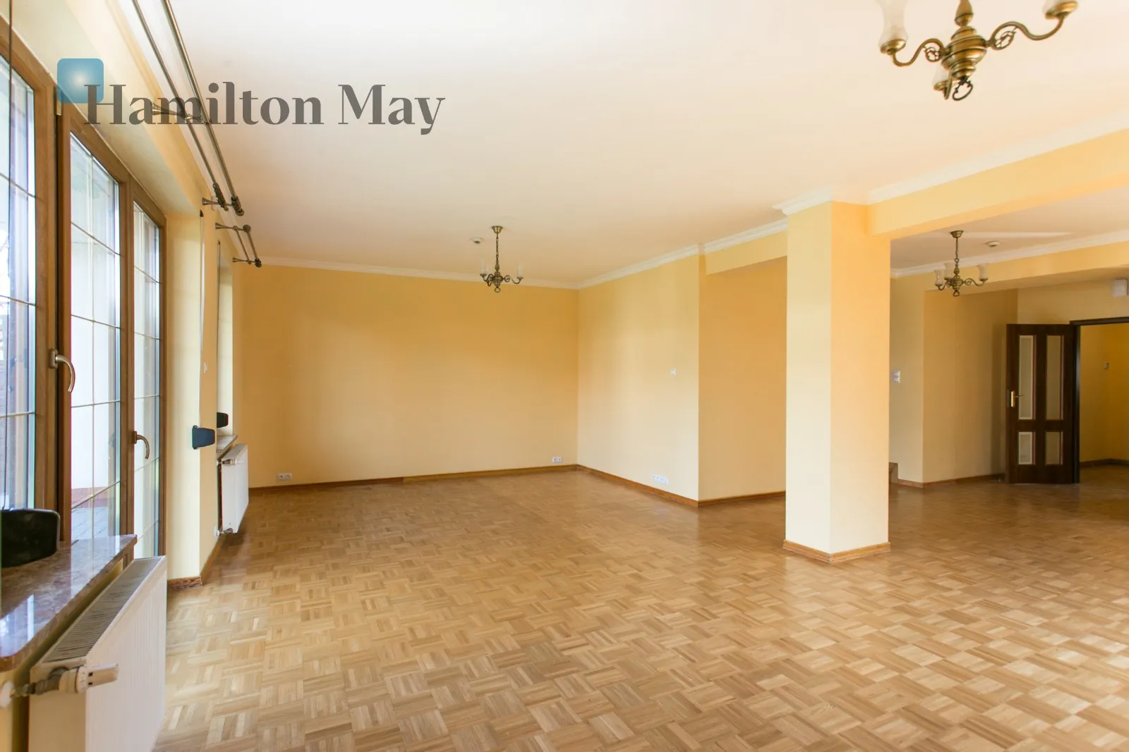 Subregion: Ołtaszyn Distance to centre: 7.19 km Price: 5900 PLN Bedrooms: 4 Bathrooms: 2 Plot size: 450m2 Price/m2: 39 PLN - slider