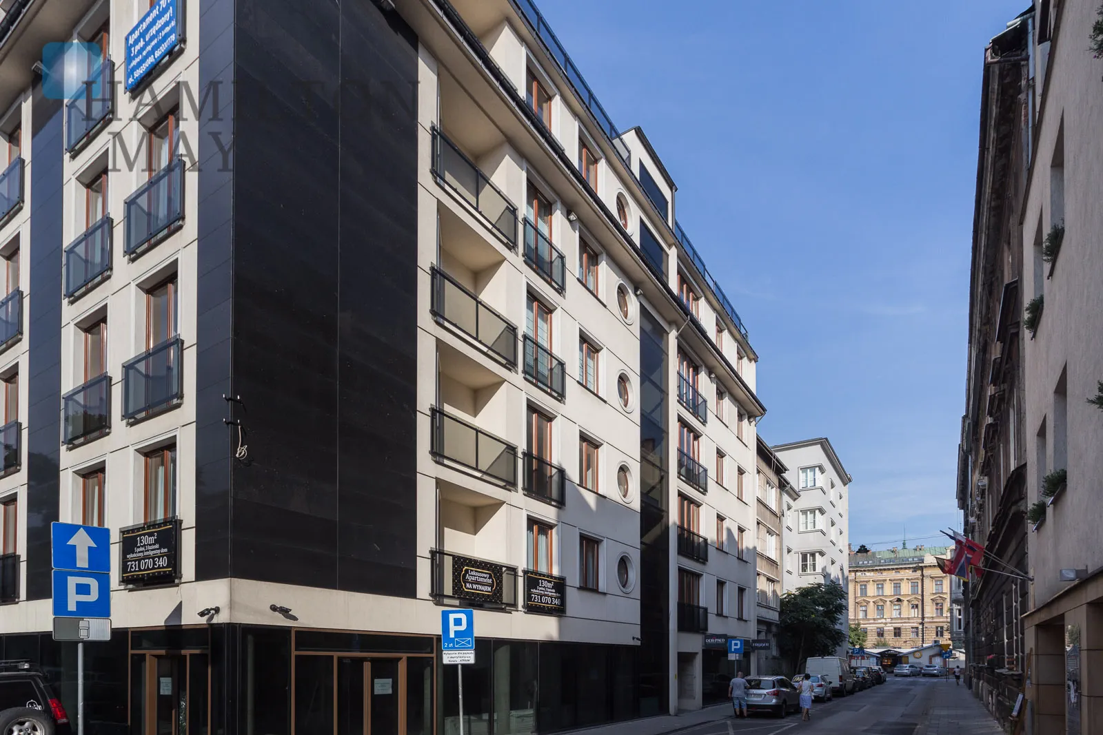Luxurious and modern 3-bedroom apartment with a garage space in the center of Krakow, Residence Pod Złotym Globem - slider