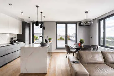 Street: Marcina Kasprzaka Region: Wola Subregion: Czyste Distance to centre: 3.8 km Level: 13 Price: 8700 PLN Bedrooms: 3 Bathrooms: 2 Size: 93m2 - slider