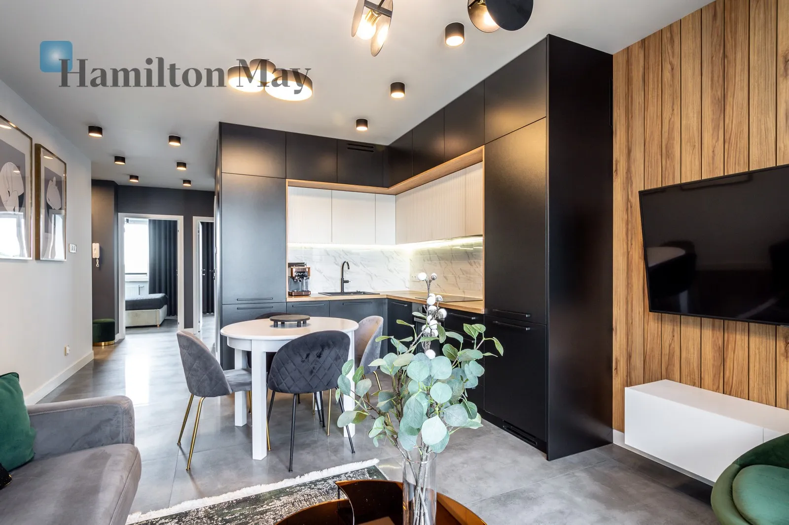 Елегантна квартира високого стандарту в Малому Плашуві - slider