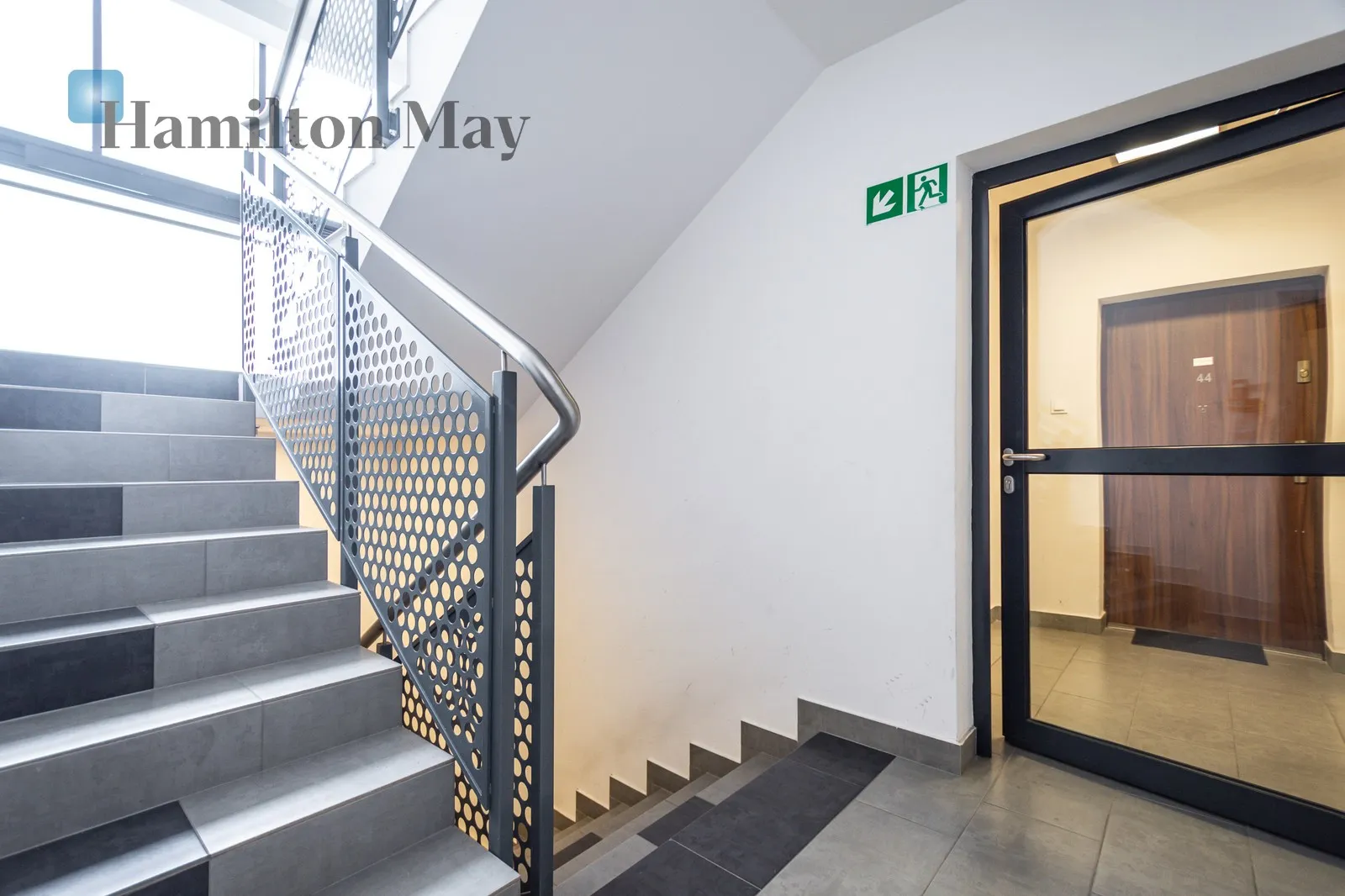 Елегантна квартира високого стандарту в Малому Плашуві - slider