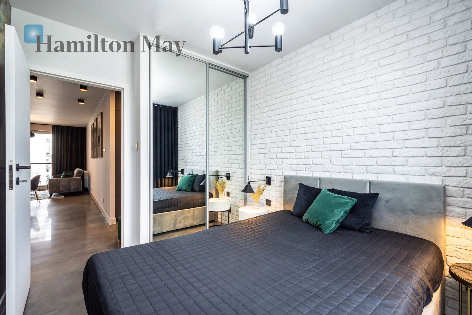 Елегантна квартира високого стандарту в Малому Плашуві - slider