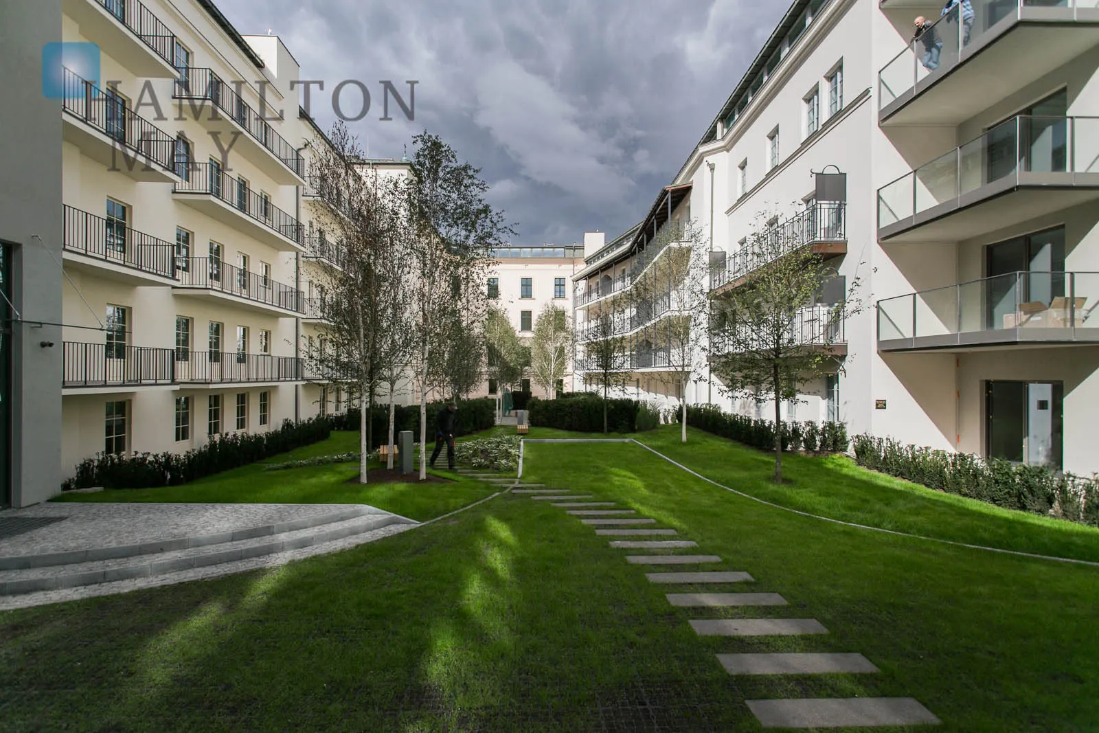 Здається в оренду абсолютно нова двокімнатна квартира з гаражем у престижному житловому комплексі Angel Wawel - slider