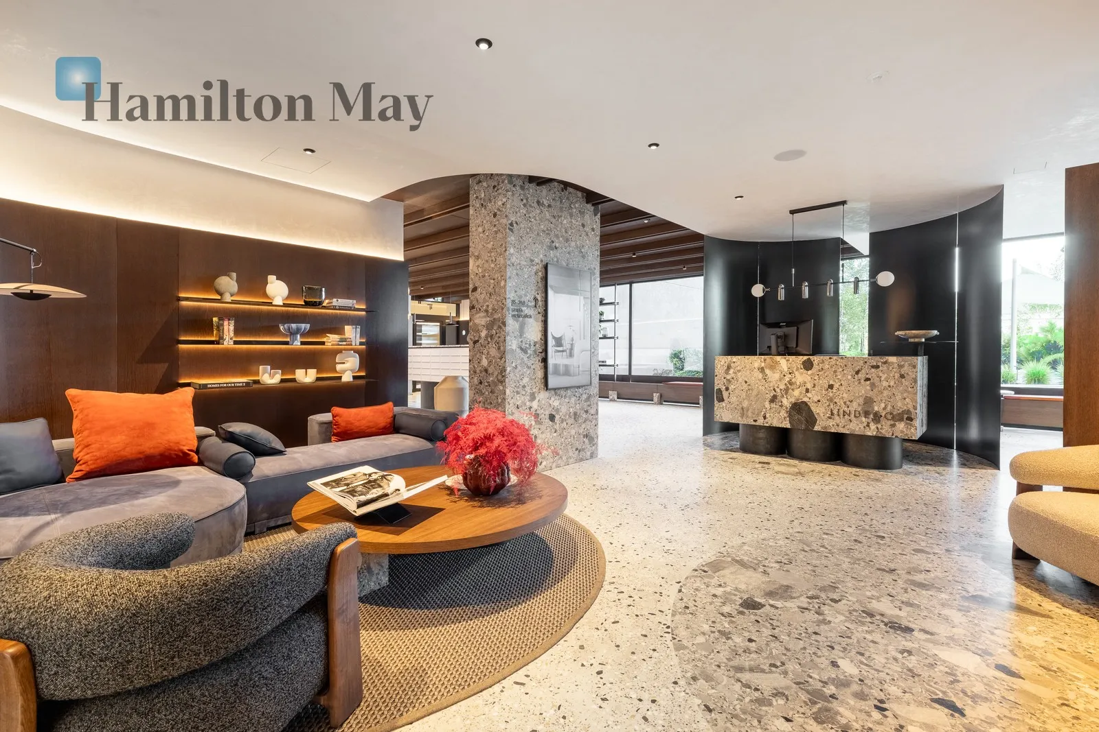 Price: 4650 PLN Bedrooms: 2 Bathrooms: 1 - slider
