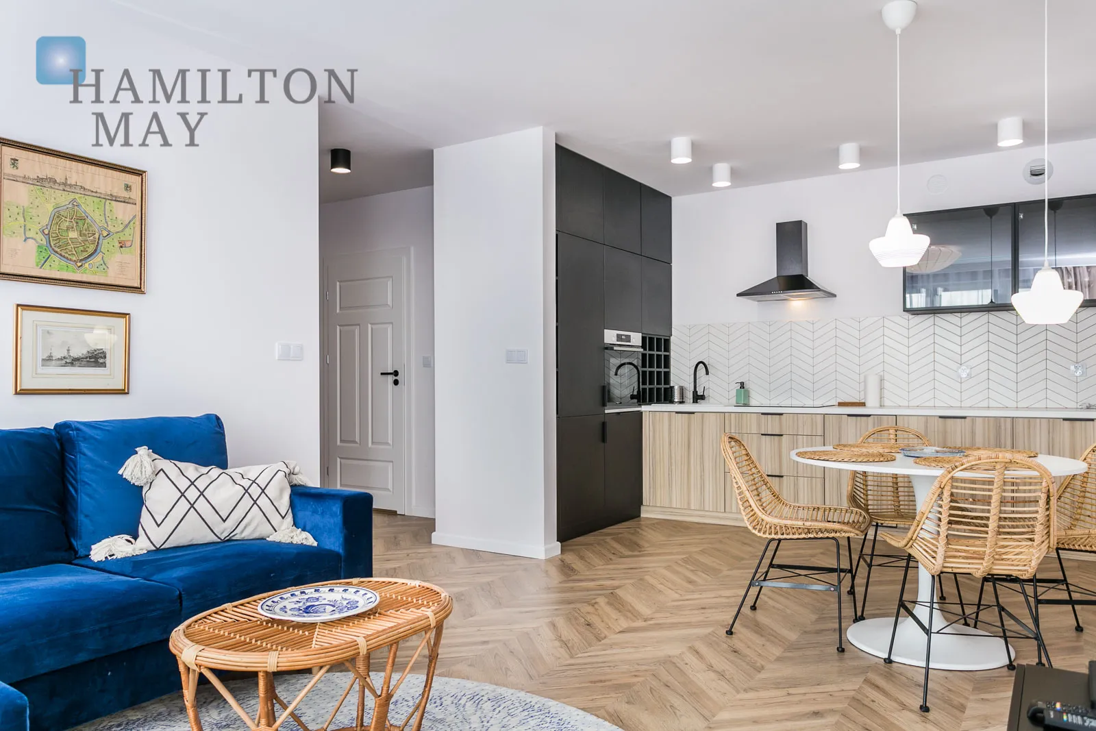 Comfortable top-floor apartment in Krakow - slider