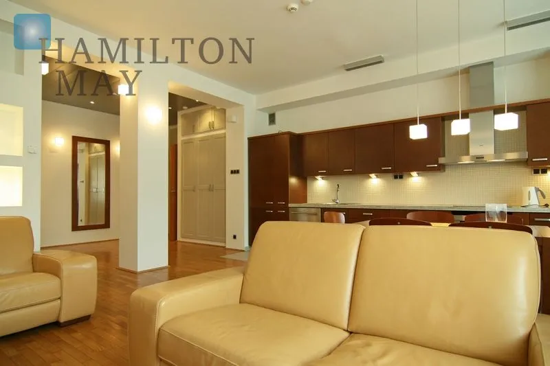 Modern two bedroom apartment in a great location - slider
