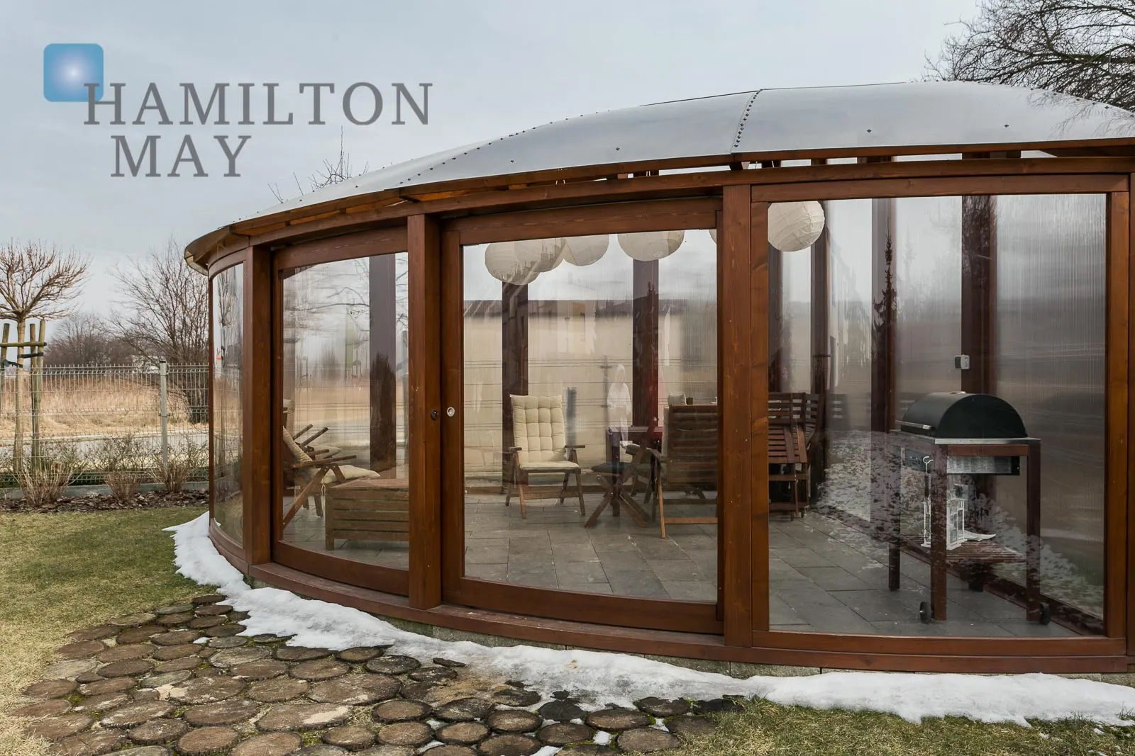 A beautiful, modern house in the Kapriola estate, right next to Miasteczko Wilanów - slider