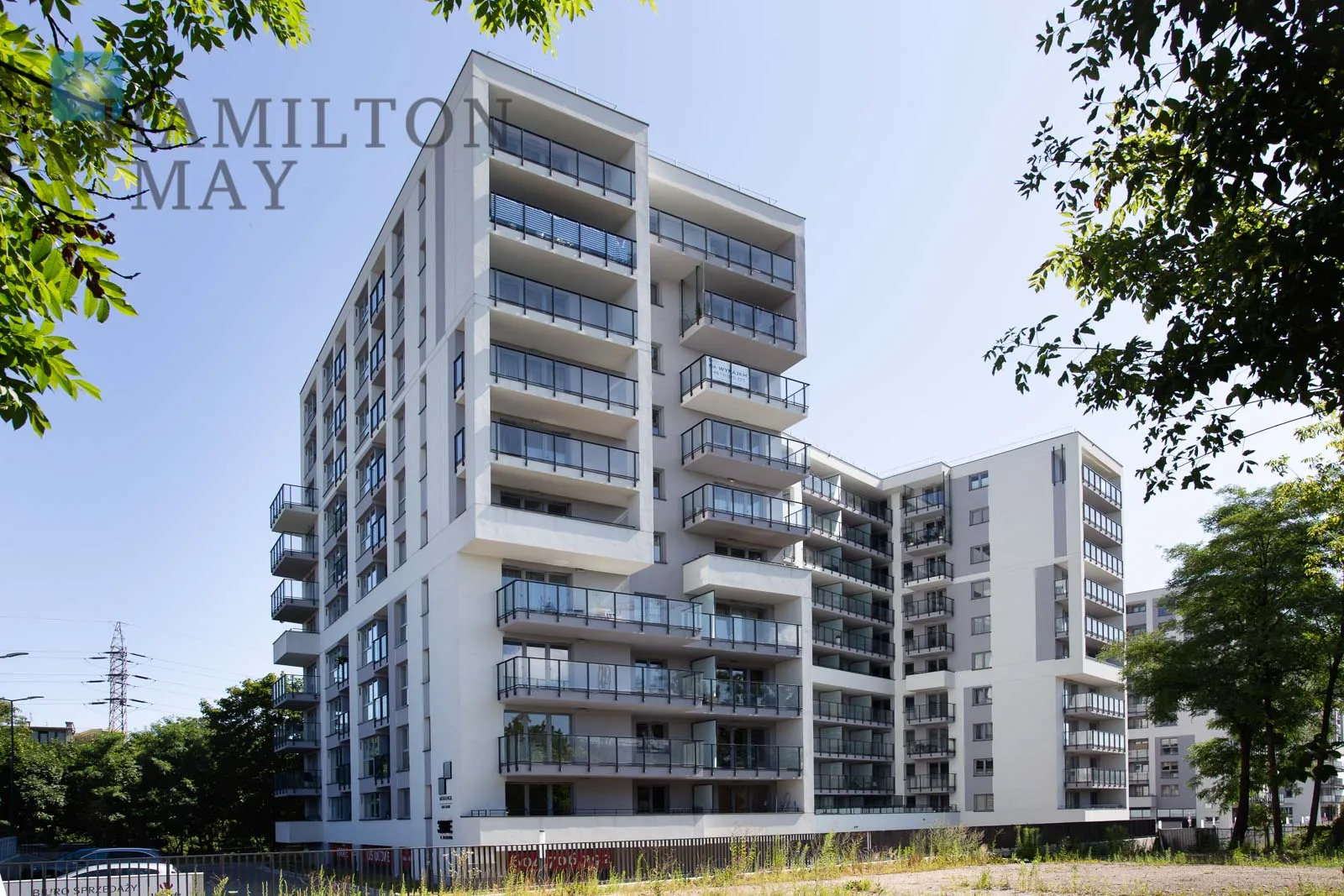 Exclusive, two-story apartment with a dressing room and two bathrooms - slider