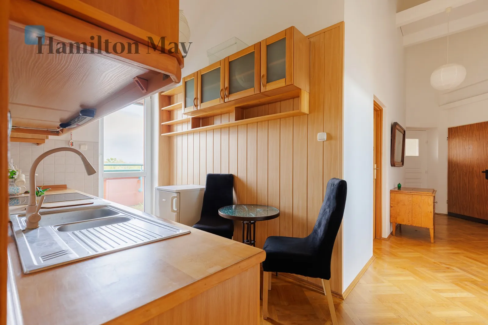 Street: Przy Bażantarni Region: Ursynów Distance to centre: 10.96 km Level: 6 Price: 4000 PLN - slider