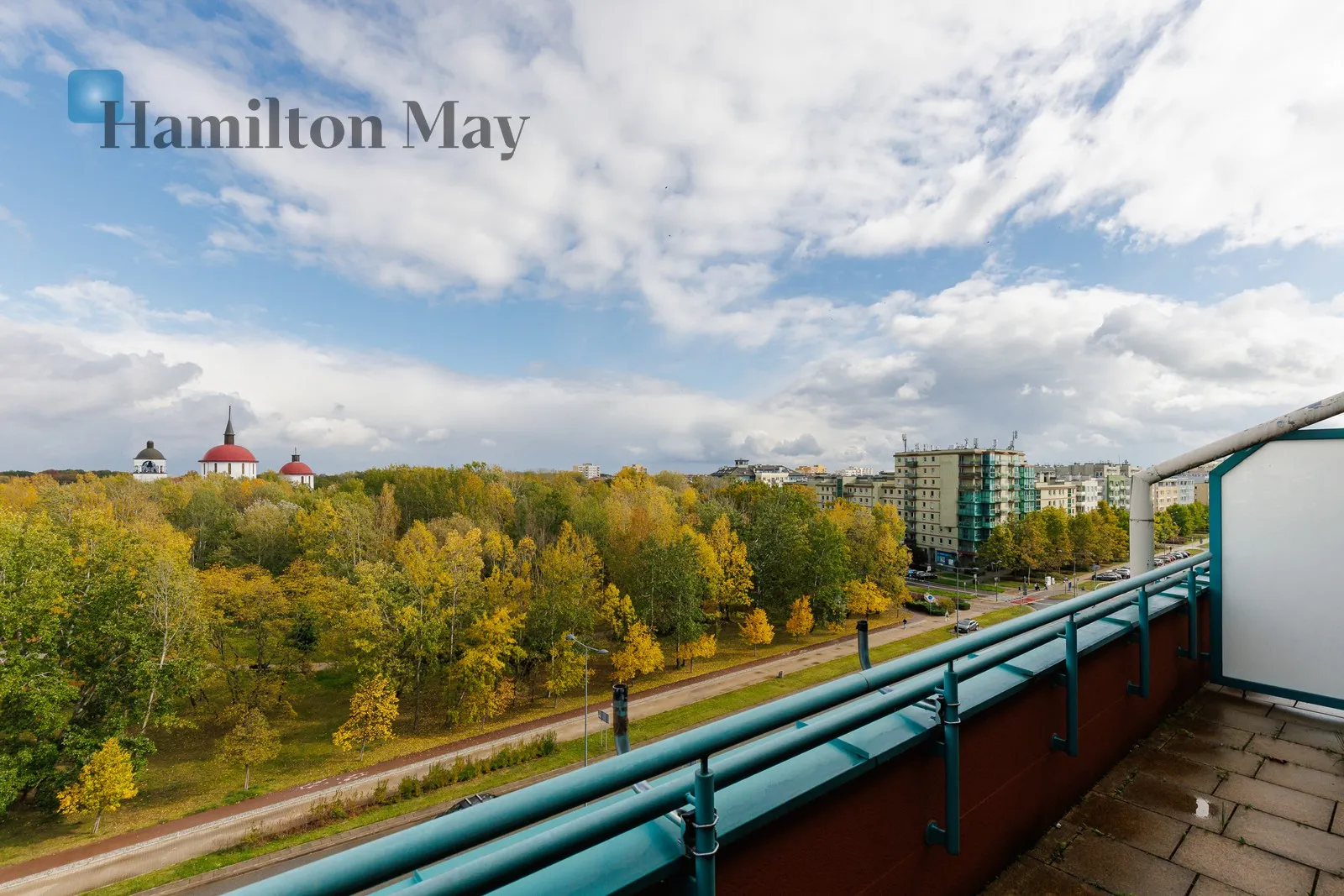 City: Warszawa Street: Przy Bażantarni Region: Ursynów Distance to centre: 10.96 km - slider