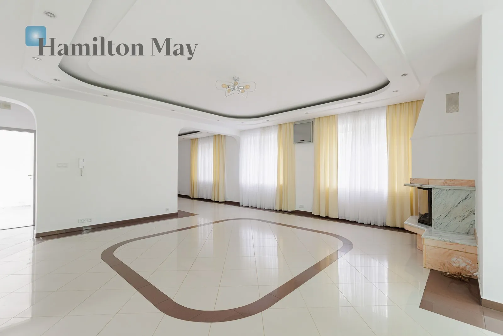 Region: Włochy Subregion: Stare Włochy Distance to centre: 6.86 km Price: 15000 PLN Bedrooms: 8 Bathrooms: 3 Plot size: 400m2 Price/m2: 50 PLN - slider
