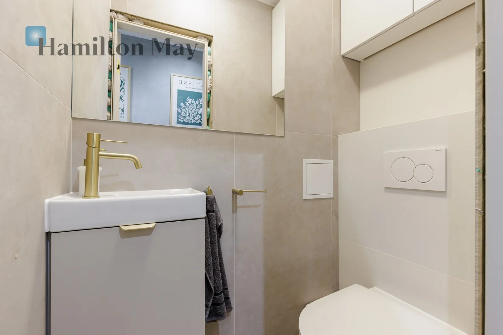 Distance to centre: 5.85 km Level: 1 Price: 7500 PLN Bedrooms: 3 Bathrooms: 1 Size: 80m2 - slider