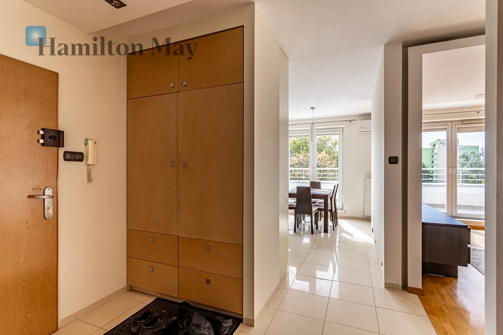 City: Warszawa Street: Zawiszy Region: Wola Subregion: Młynów Distance to centre: 3.83 km Level: 4 Price: 6500 PLN Bedrooms: 2 - slider